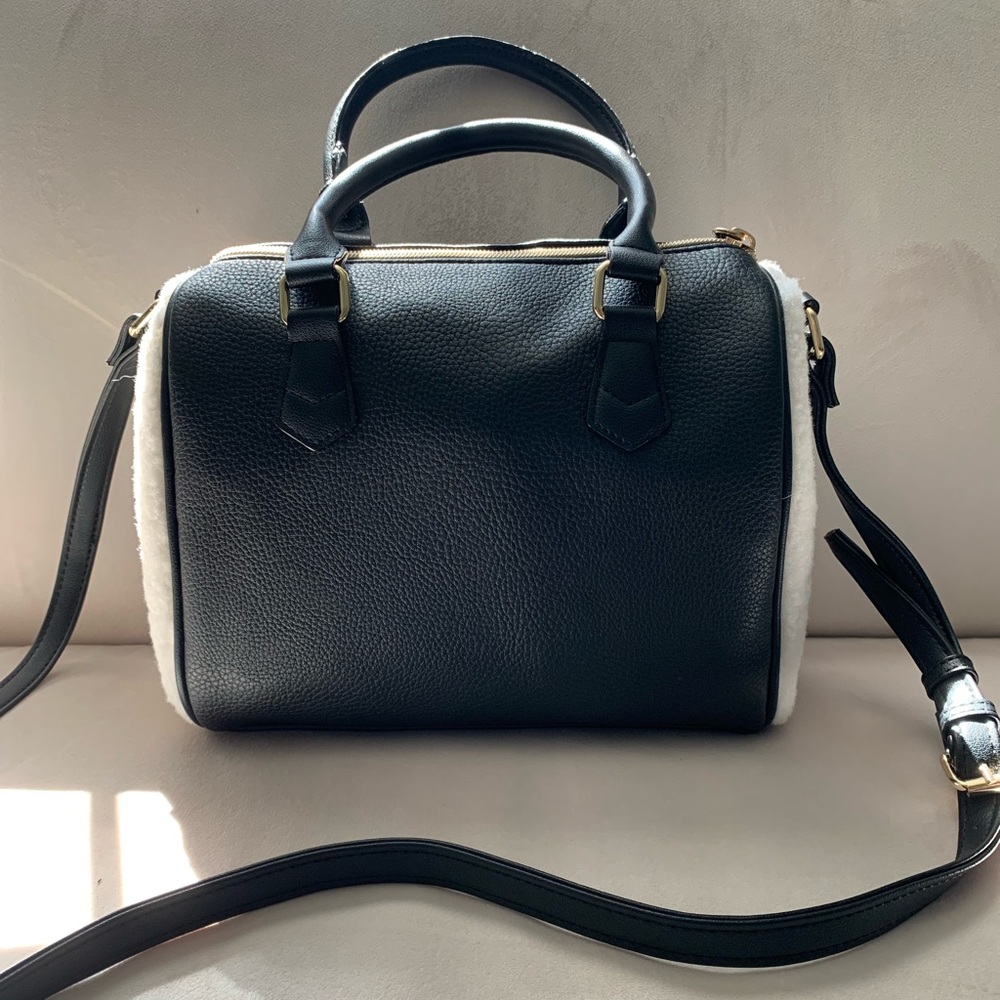Juicy Couture Flashback Satchel - Picture 3 of 8